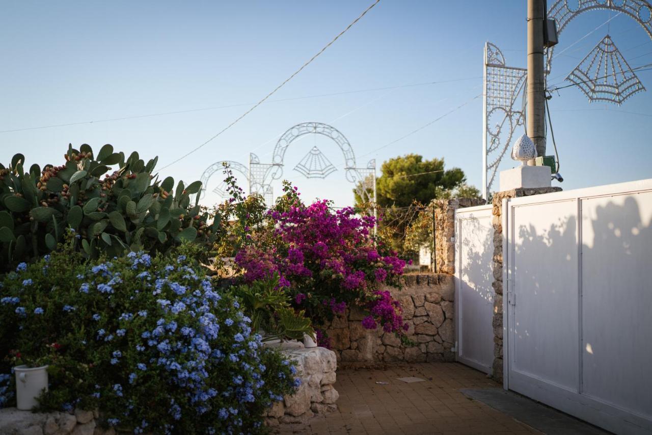Prestigiosa Villa Con Piscina Condominiale Монополи Экстерьер фото